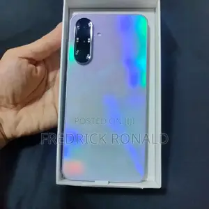 New Samsung Galaxy A36 256 GB Silver