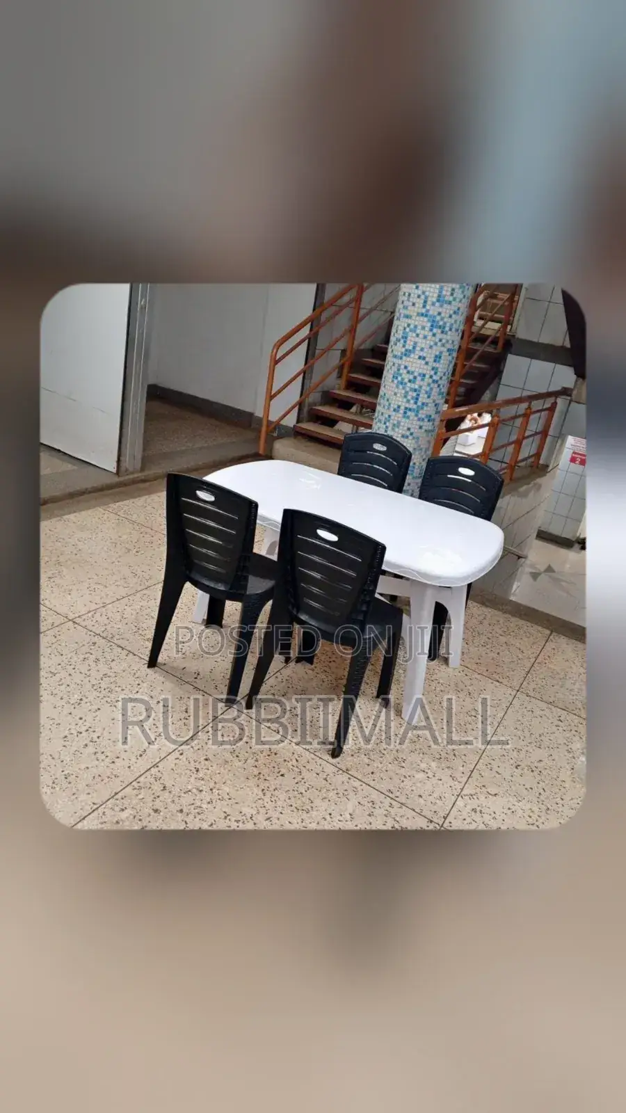 1 Oval Plastic Chair + 4 Woven Texture Chair