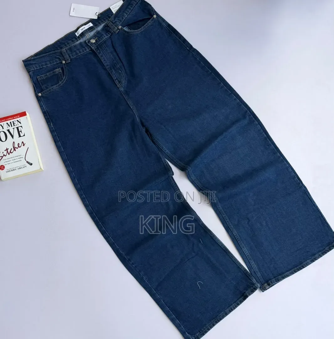 Wide-Leg Denim Jeans in Dark Blue and Black