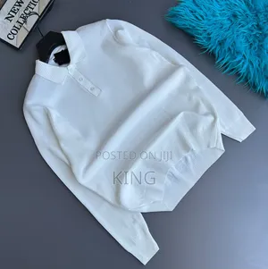 Long-Sleeve Knit Polo Sweaters Classic Three-Button Placket