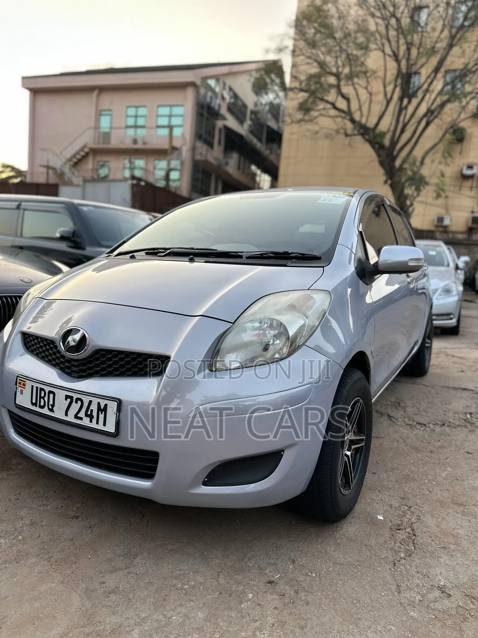 Toyota Vitz 2011 Gray
