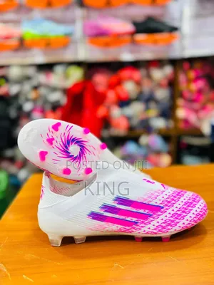 Adidas F50 Elite Laceless FG in the Cloud White and Lucid Pink