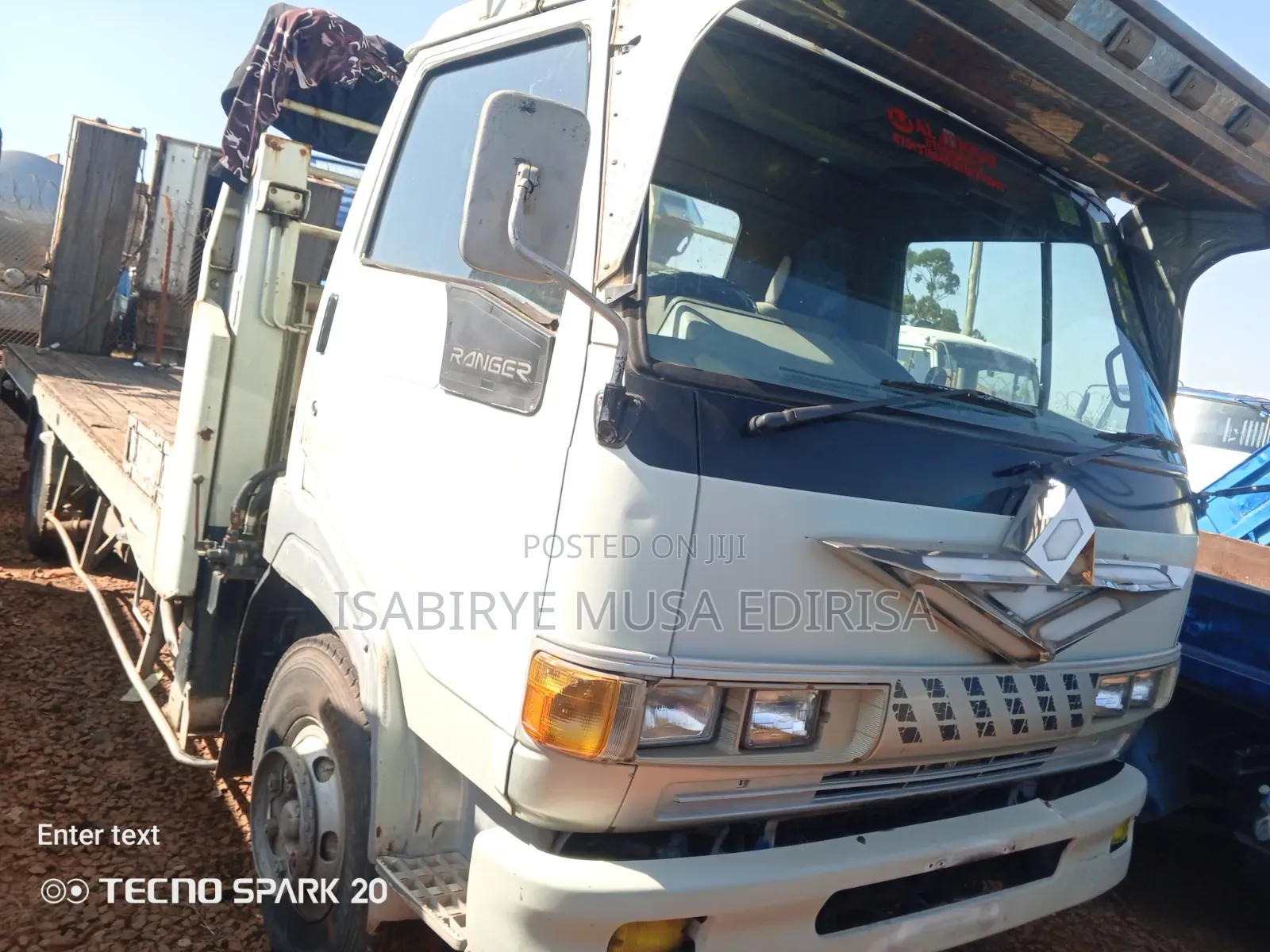 Hino Low Bed