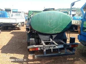 Tank 2000kg