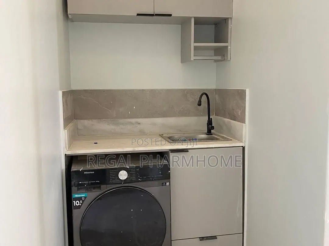3bdrm Apartment in Muyenga, Central Division for rent