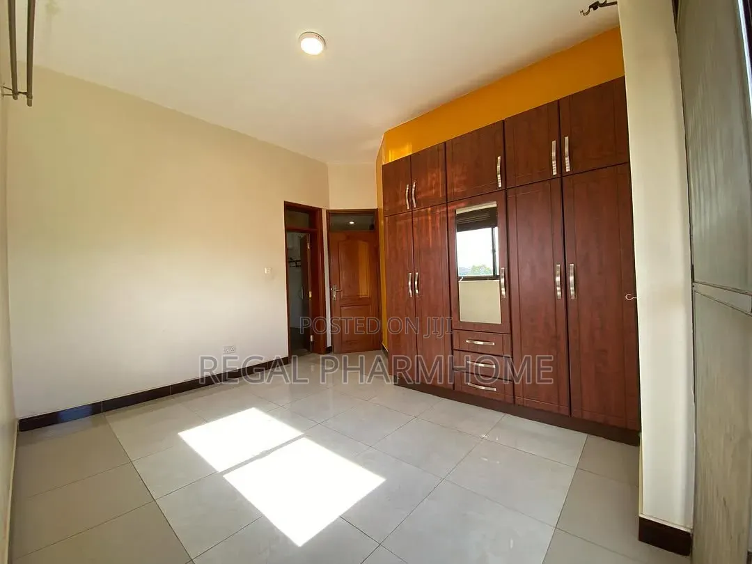 2bdrm Apartment in Mutungo, Central Division for rent