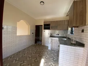 3bdrm Apartment in Kololo, Central Division for rent