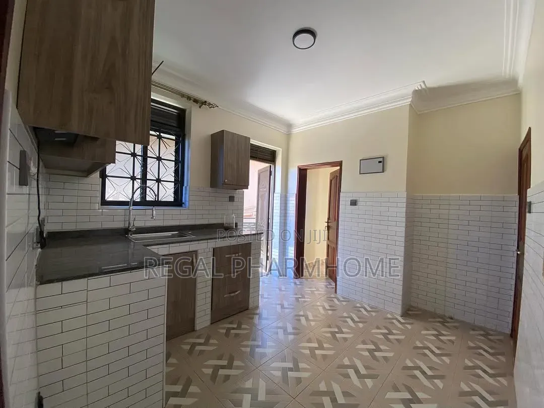3bdrm Apartment in Kololo, Central Division for rent