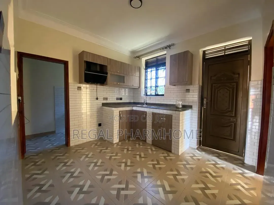 3bdrm Apartment in Kololo, Central Division for rent
