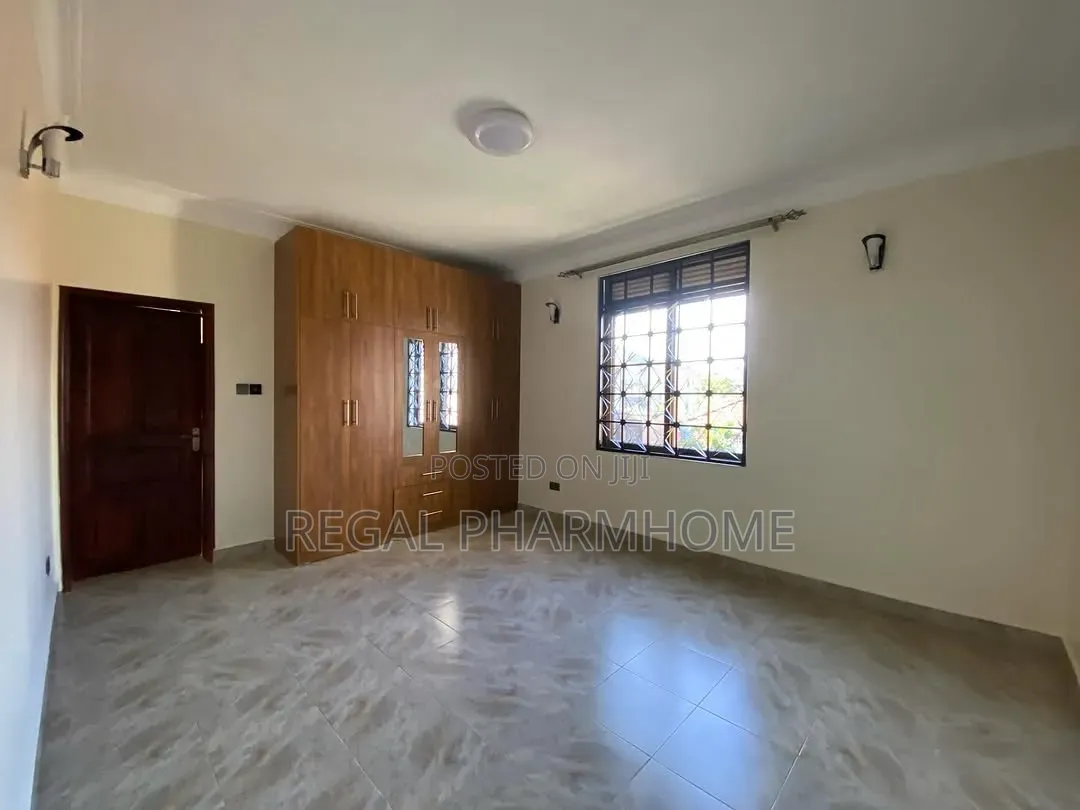 3bdrm Apartment in Kololo, Central Division for rent