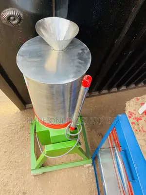 Effort Save,10kg’s Brandnew Stainless Steel Gnuts Grinding Machine