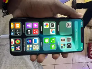 Apple iPhone XS Max 64 GB White