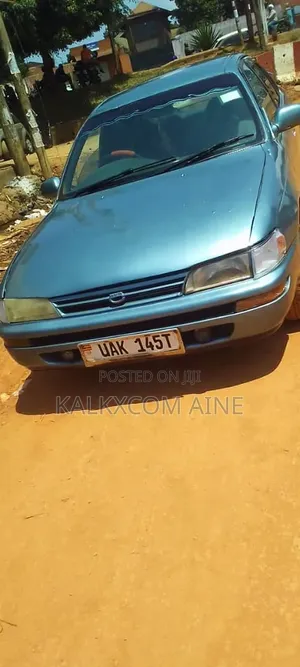 Toyota Corolla 1998 Green