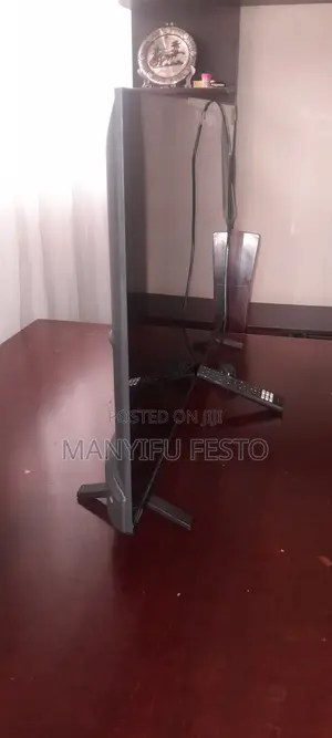 Screen Broken 43 Toshiba TV