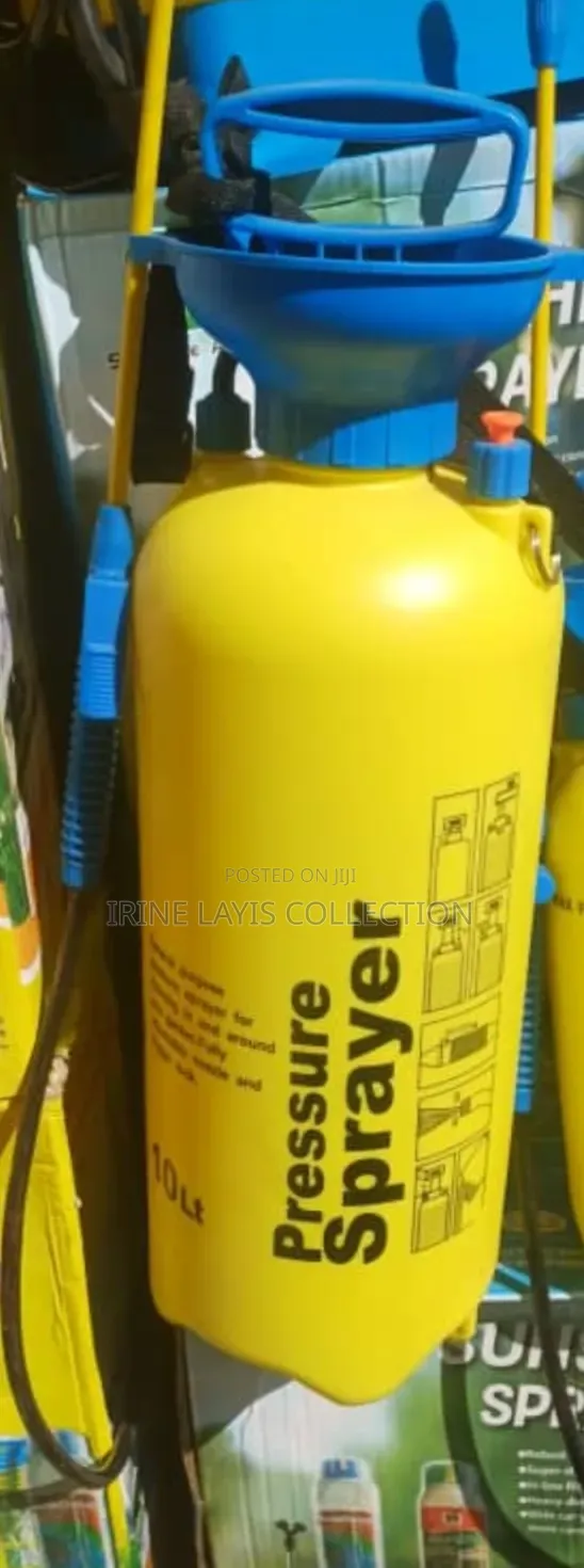 10-Liter Manual Hand-Compression Pressure Sprayer .