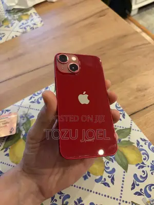 Apple iPhone 13 128 GB Red