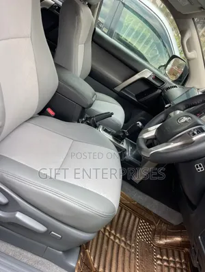 Toyota Land Cruiser Prado 2018 Black