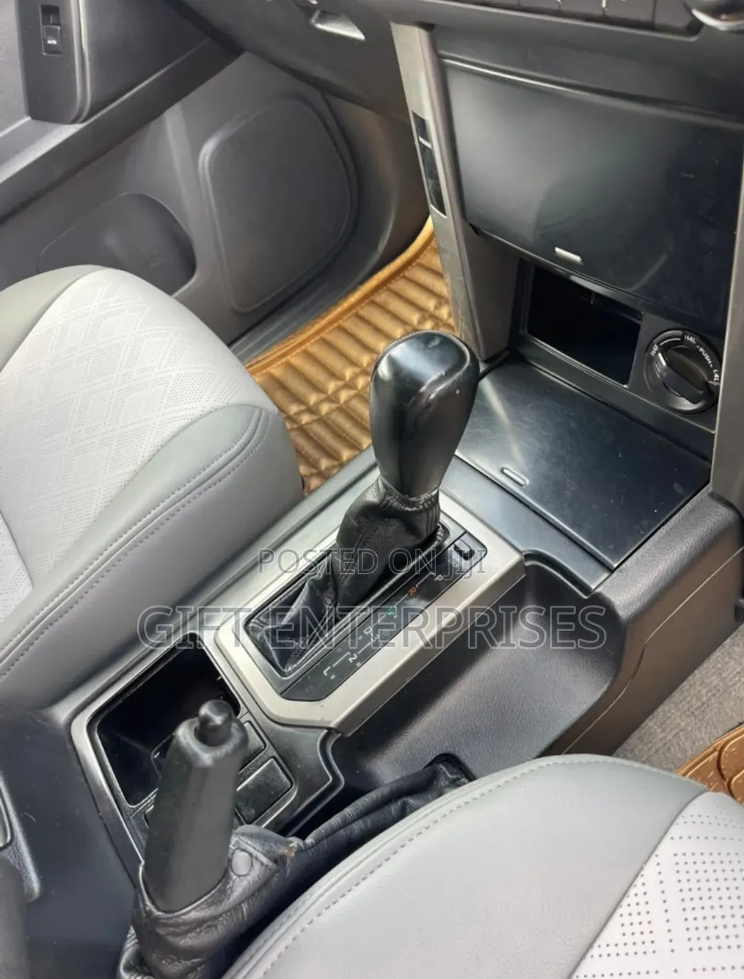 Toyota Land Cruiser Prado 2018 Black