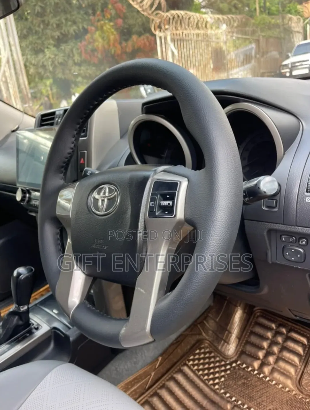 Toyota Land Cruiser Prado 2018 Black