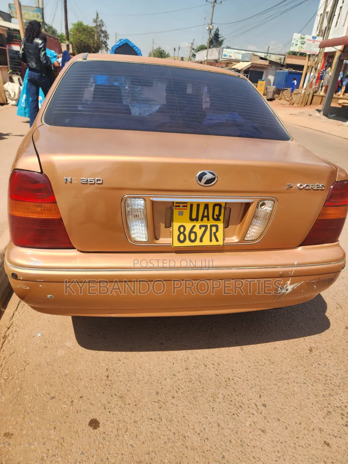 Toyota Progress 2000 Brown