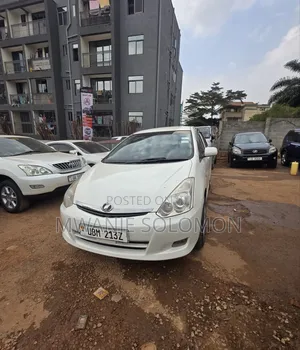 Toyota Wish 2011 White
