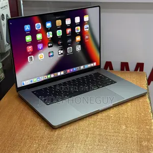 Laptop Apple MacBook Pro 2021 M1 32GB Apple M1 Pro SSD 1T