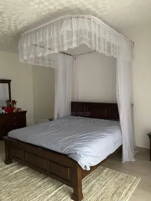 Simple Lace Wall Mount Mosquito Net