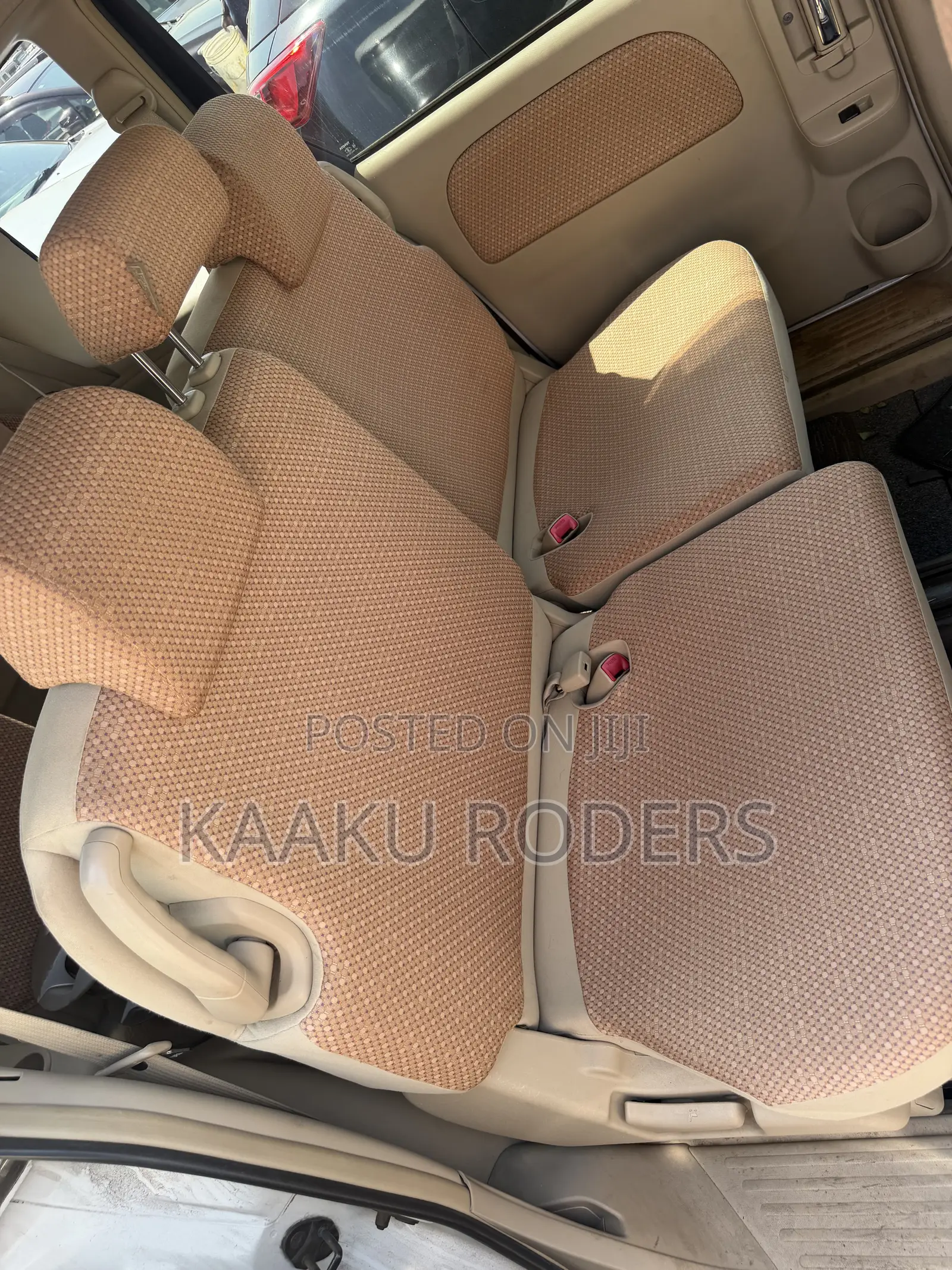 Toyota Sienta 2012 White