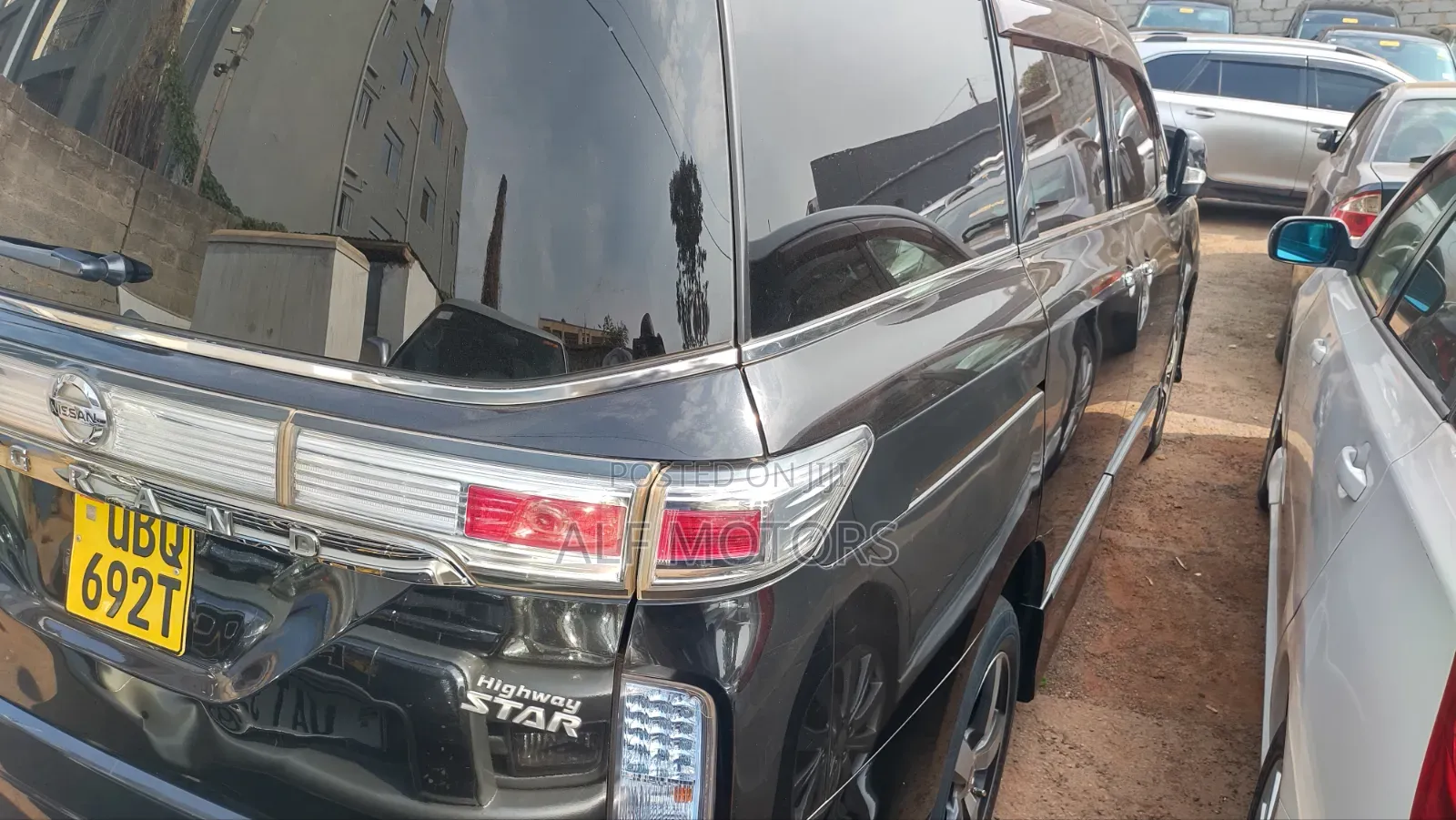 Nissan Elgrand 2016 Black
