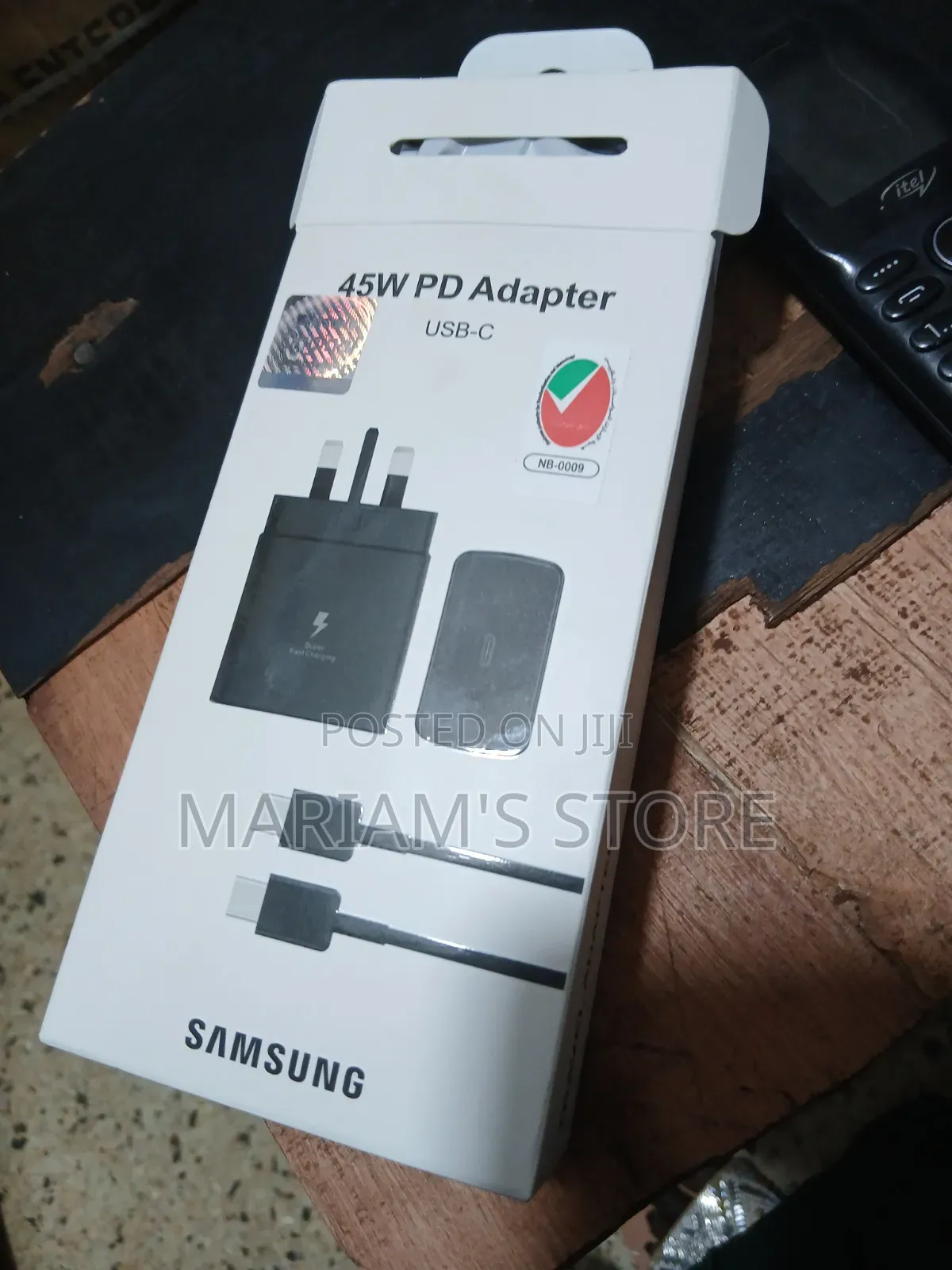 Samsung 45W PD USB-C Fast Charging Adapter Box With a UK 3-Pin Plug