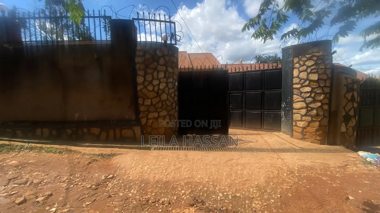 4bdrm Bungalow in Nakawa for sale