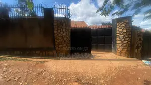 4bdrm Bungalow in Nakawa for sale