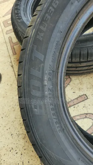 215/55r17 98w BOLT Tyres