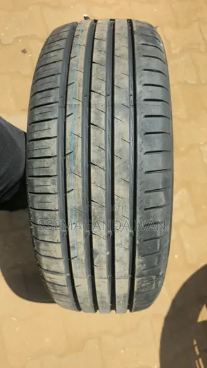 215/55r17 98w BOLT Tyres