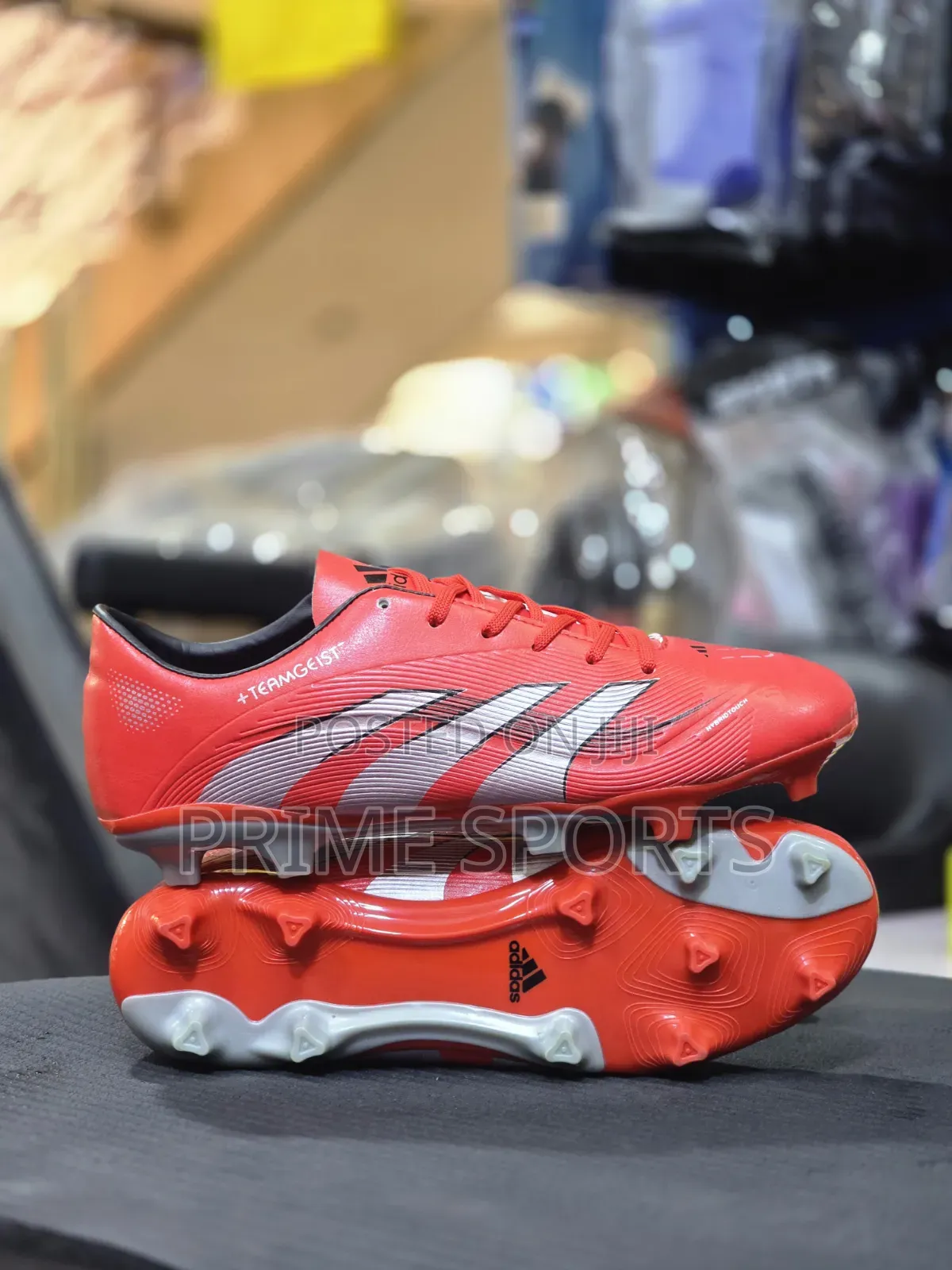Soccer Boots TEAMGIEST Model