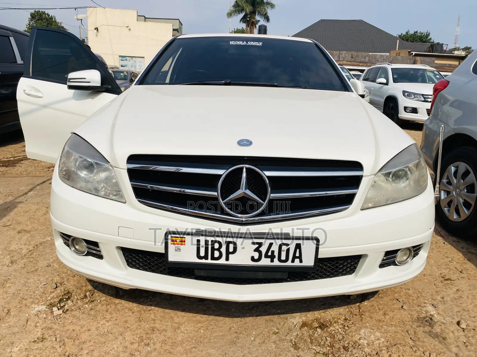 Mercedes-Benz C200 2009 White