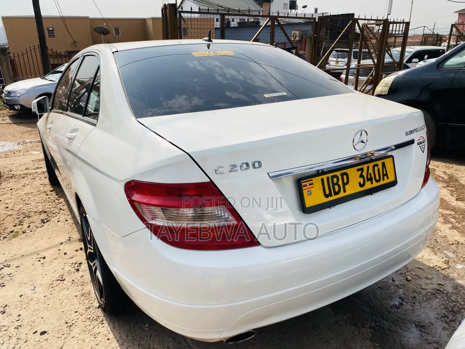 Mercedes-Benz C200 2009 White