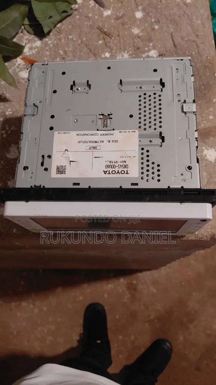 NSCP-W61 Toyota Noah Car Radio Original From Japan