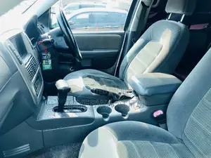Ford Explorer 2005 White