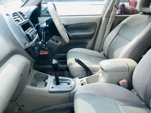 Toyota RAV4 Automatic 2000