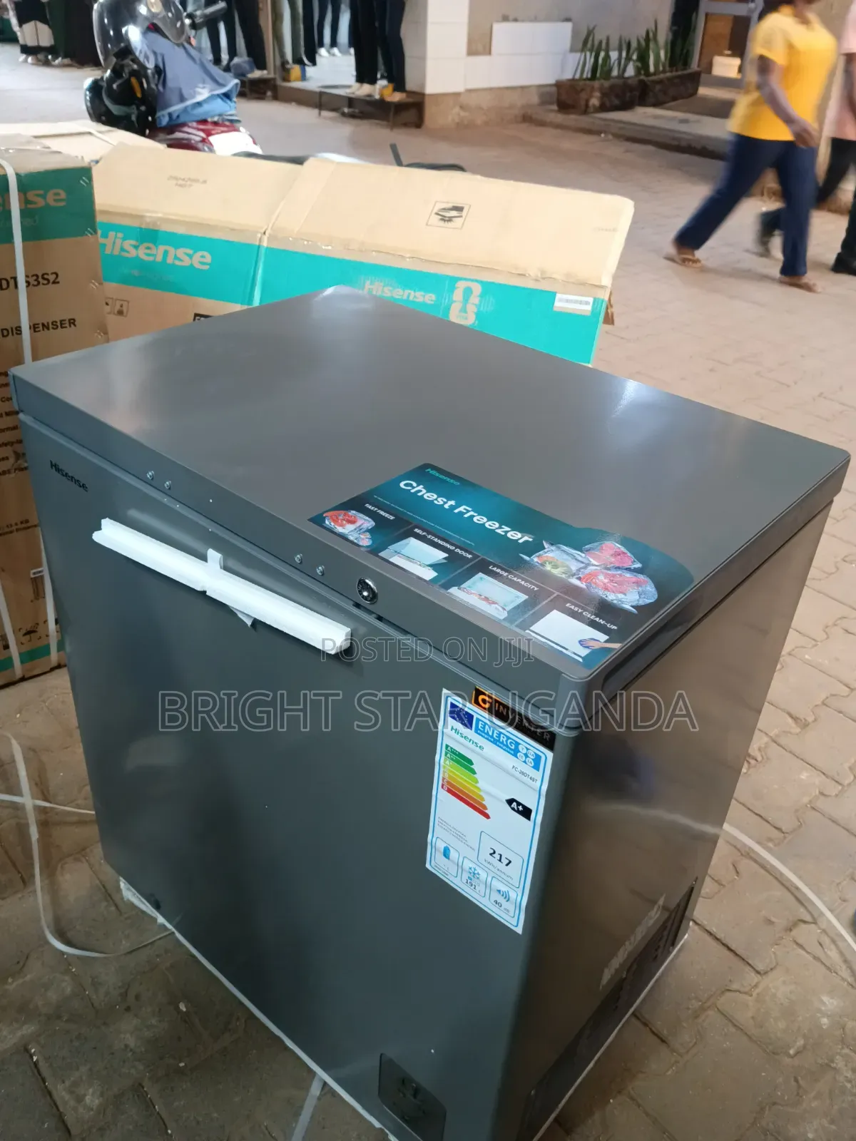 HISENSE 260 Freezer