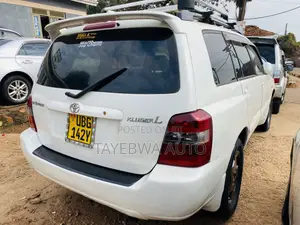 Toyota Kluger 2004