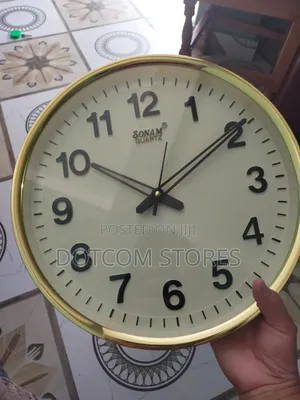 Medium Sonam Quartz Wall Clock,