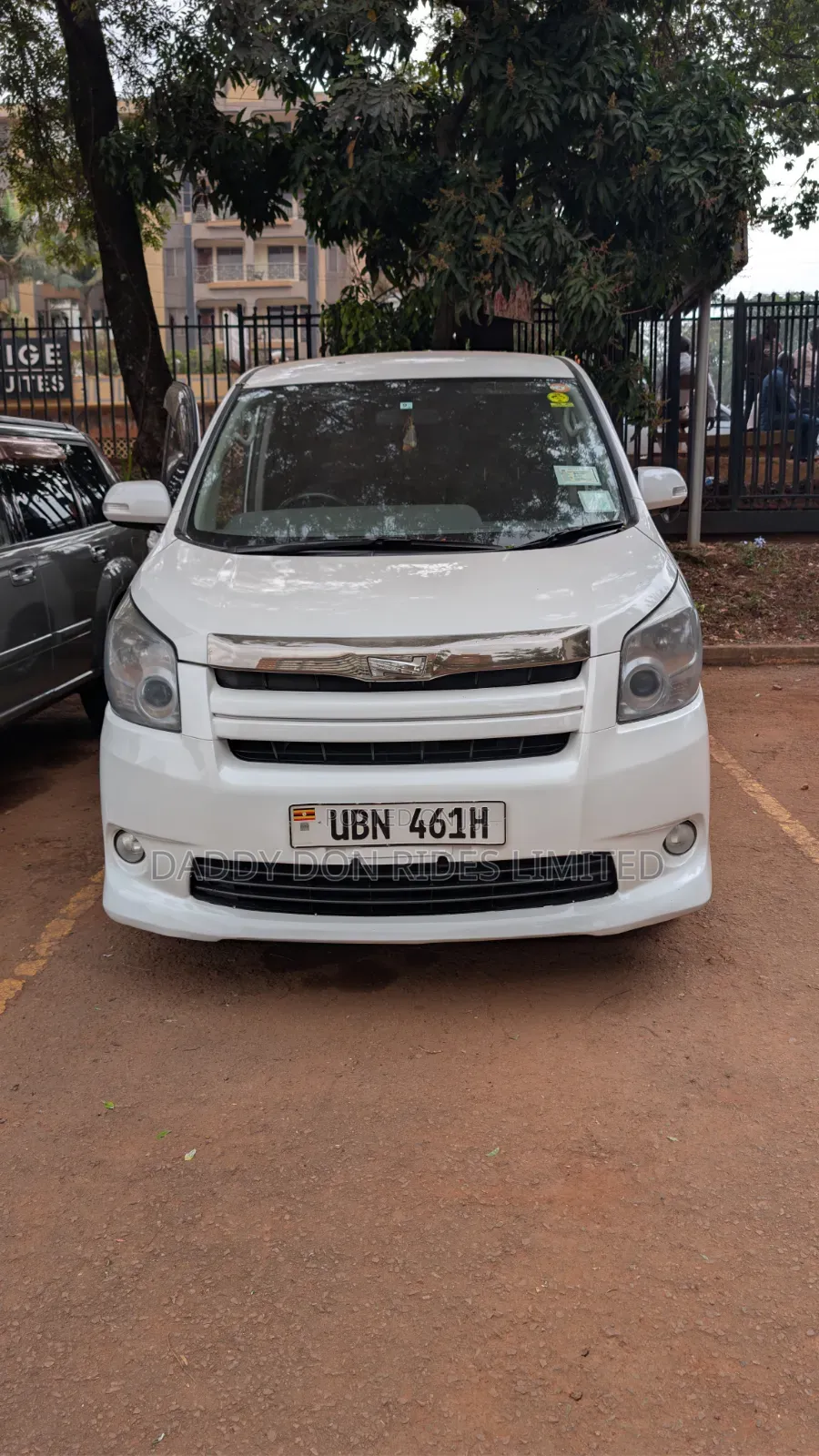 Toyota Noah 2008 White