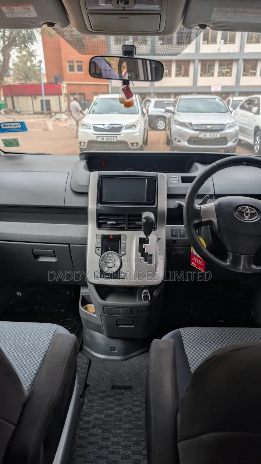 Toyota Noah 2008 White