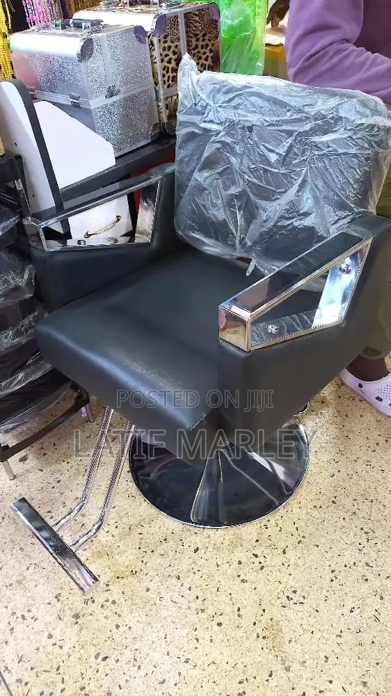 Styling Chair