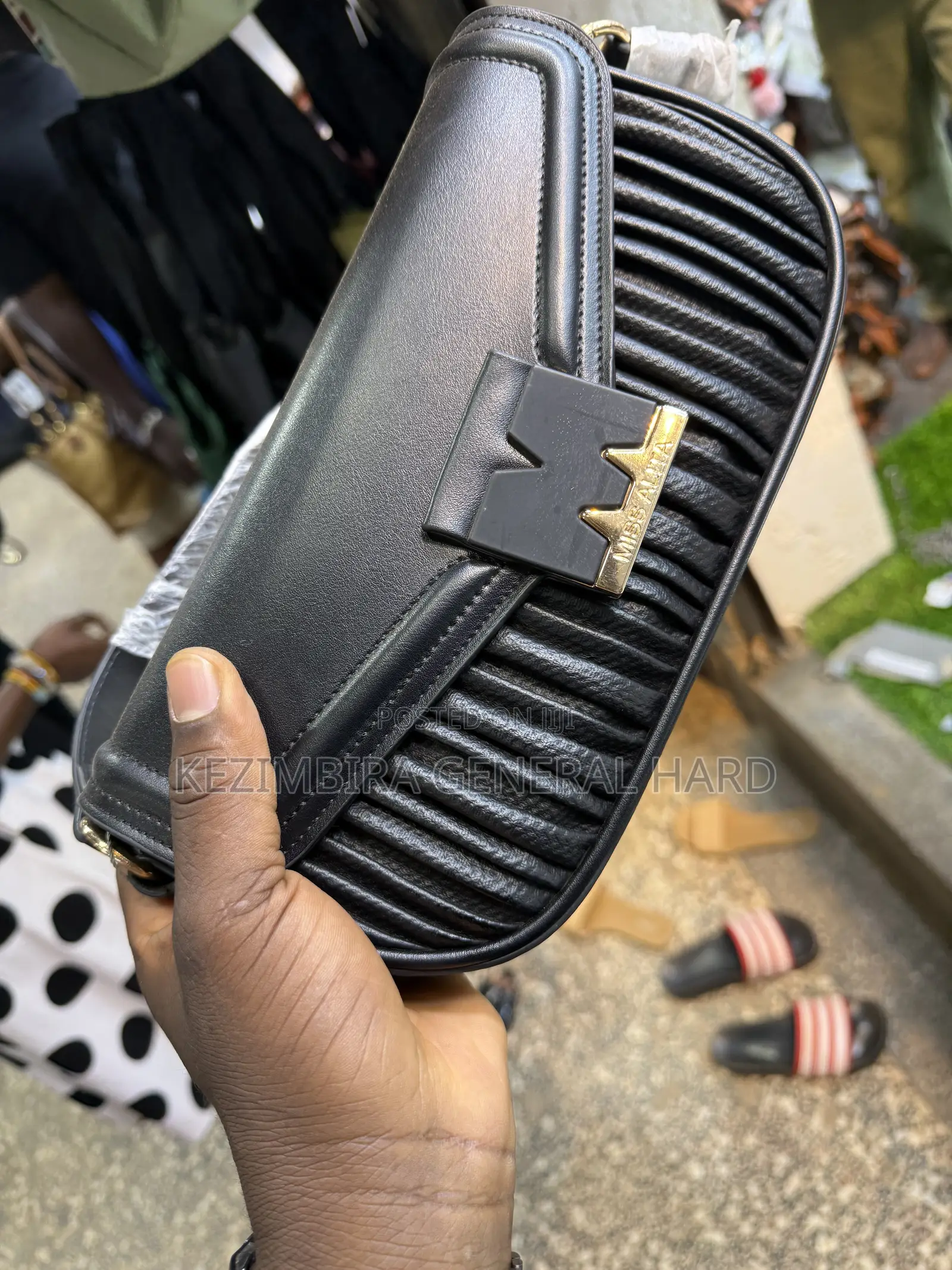 Ladies Hand Bag