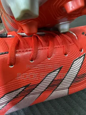 Football Shoes Hybrid