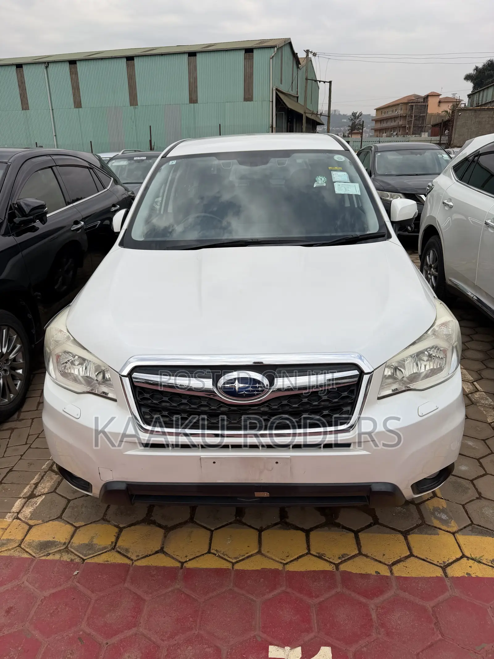 Subaru Forester 2.0XT Premium 4dr SUV AWD (2.0L 4cyl Turbo CVT) 2014