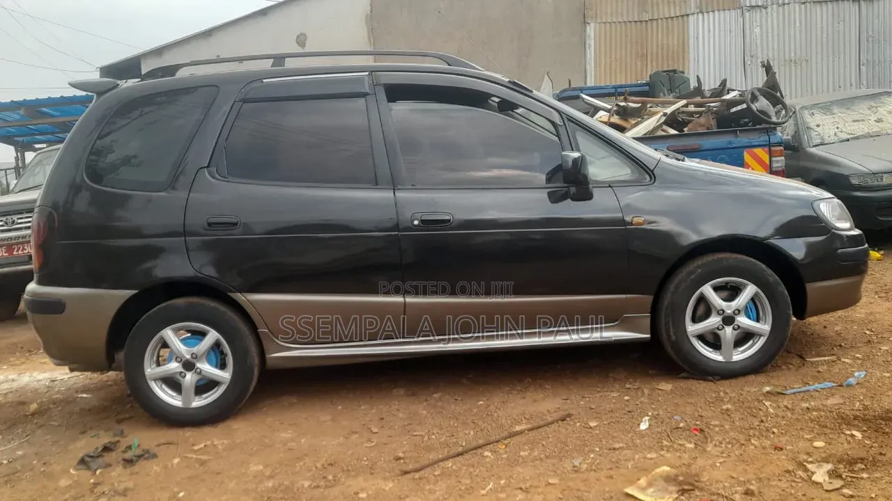 Toyota Corolla Spacio 1999 Black